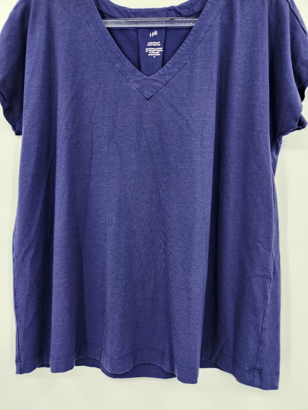 J. Jill Luxe Supima Pleat-back Tee Womens Size Large Navy V Neck Short Sleeve - Picture 3 of 6